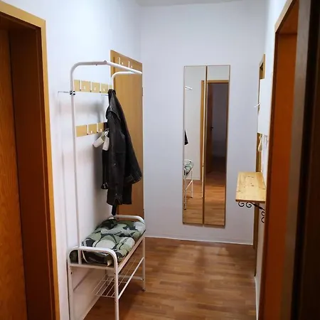 Chestnut Apartment *